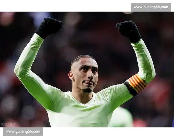 世体：巴萨盼拉菲尼亚重燃状态，红蓝军需核心领航